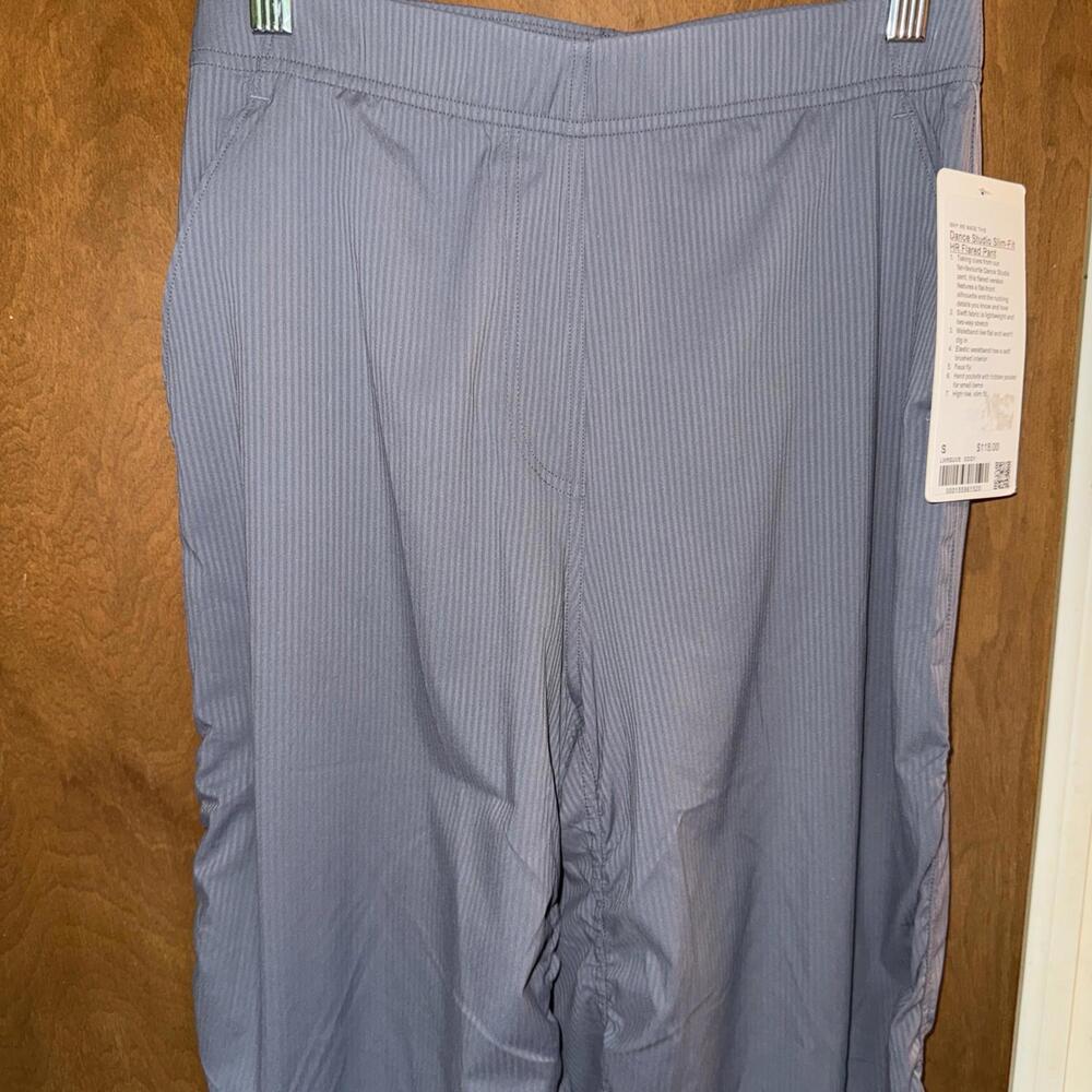 NEW lululemon Dance Studio Slim-Fit High-Rise Flared Pant Size Small NWT - Picture 4 of 9